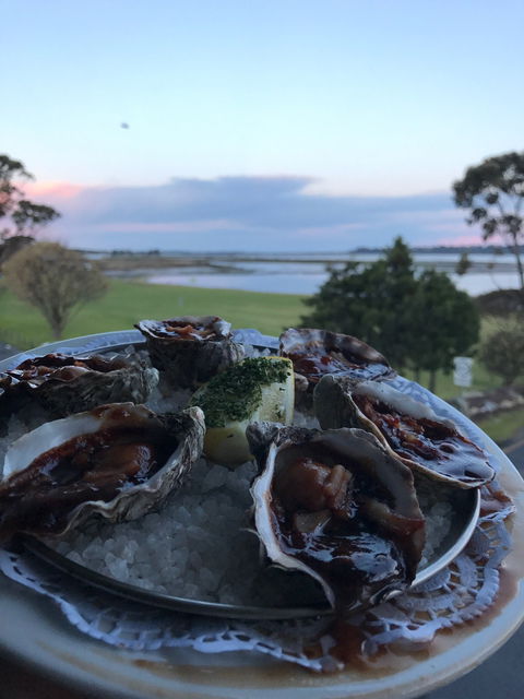 Bay Bar & Bistro - Accommodation Mount Tamborine 2