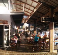 Two Friends Wine  Fine Food - Accommodation Mount Tamborine