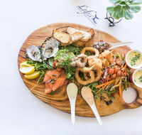 Pavement Restaurant at Lufra Hotel and Apartments - Accommodation Mount Tamborine