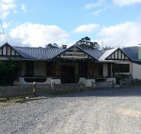 Pub in the Paddock - Accommodation Mount Tamborine