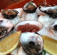 The Dining Haul - Accommodation Mount Tamborine