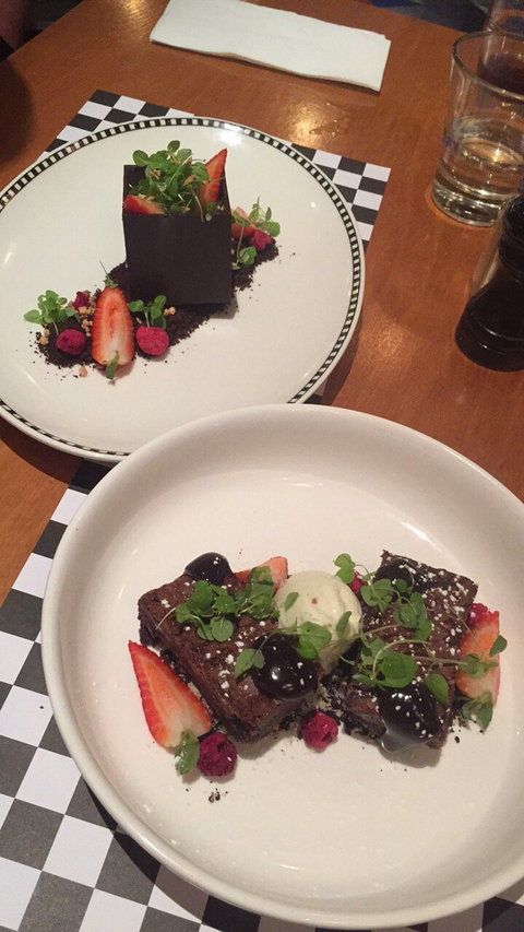 Atura Roadhouse Bar And Grill - Accommodation Mount Tamborine 5