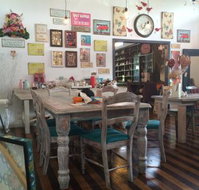 Wood Box Cafe - Accommodation Mount Tamborine