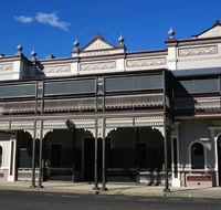 Warwick Hotel - Accommodation Mount Tamborine