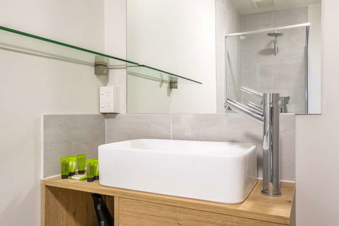 Chardons Corner Hotel - Accommodation Mount Tamborine 5