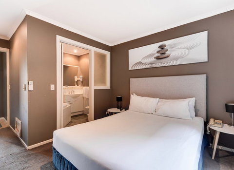 Aqualuna Beach Resort - Accommodation Mount Tamborine 1