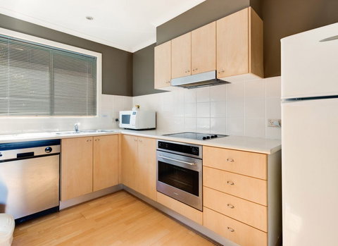 Aqualuna Beach Resort - Accommodation Mount Tamborine 6