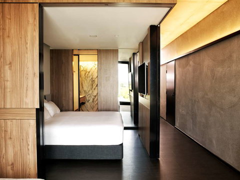 A By Adina Canberra - Accommodation Mount Tamborine 6