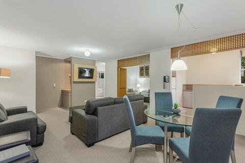 The Airport International Motel - Accommodation Mount Tamborine 7