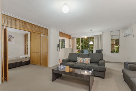 The Airport International Motel - Accommodation Mount Tamborine 8