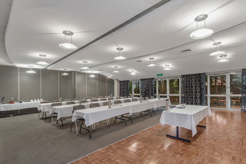 The Airport International Motel - Accommodation Mount Tamborine 14