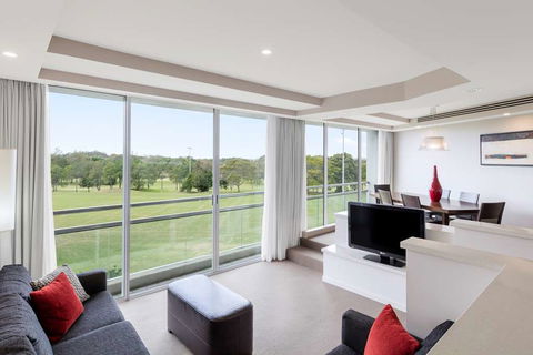 RACV Royal Pines Resort - Accommodation Mount Tamborine 12