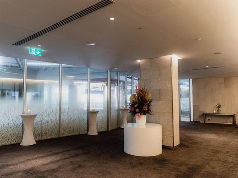 Hilton Surfers Paradise Hotel - Accommodation Mount Tamborine 9