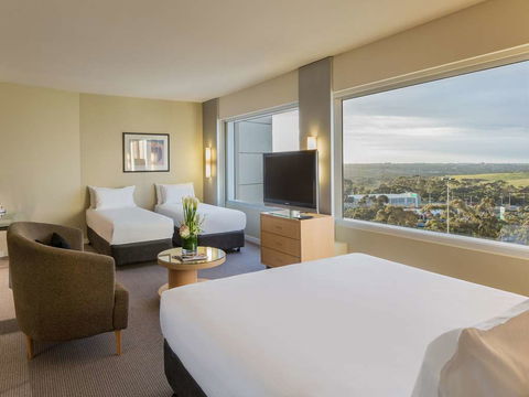 PARKROYAL Melbourne Airport - Accommodation Mount Tamborine 3
