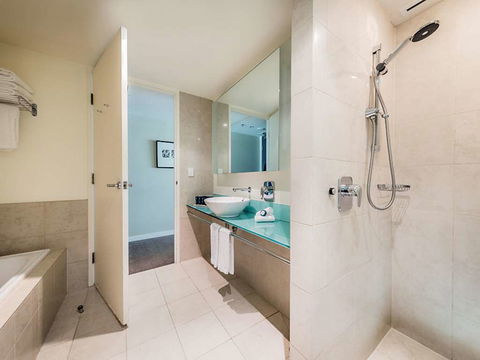 PARKROYAL Melbourne Airport - Accommodation Mount Tamborine 5