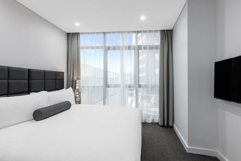 Meriton Suites Church Street, Parramatta - Accommodation Mount Tamborine 13