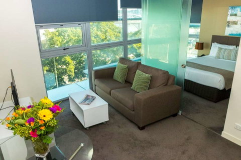 Evolution Apartments - Accommodation Mount Tamborine 8