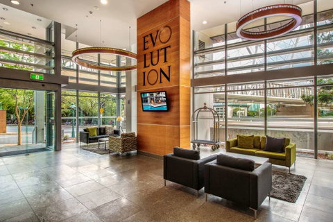 Evolution Apartments - Accommodation Mount Tamborine 14