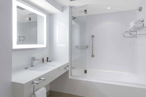 Amora Hotel Brisbane - Accommodation Mount Tamborine 2