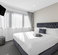 Meriton Suites Kent Street - Accommodation Mount Tamborine