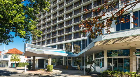 Pacific Hotel Cairns - Accommodation Mount Tamborine 1