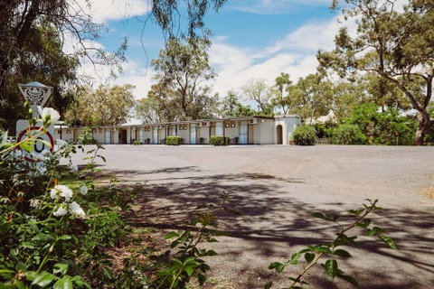 Artesian Spa Motor Inn - Accommodation Mount Tamborine 1