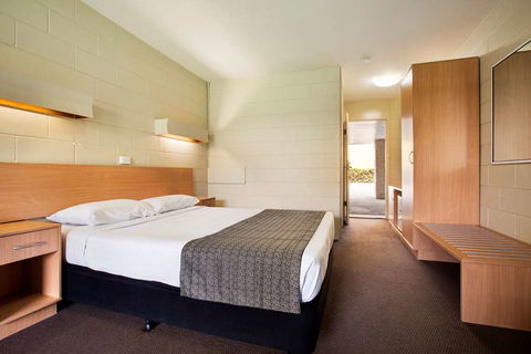 Dalrymple Motel - Accommodation Mount Tamborine 4