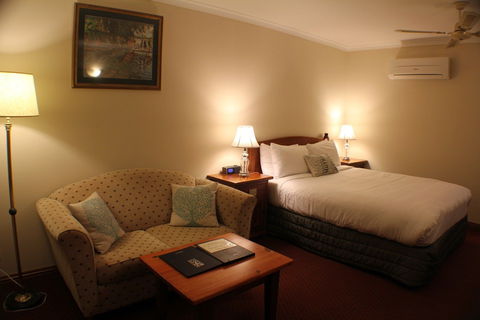 Gateway On Monash - Accommodation Mount Tamborine 2