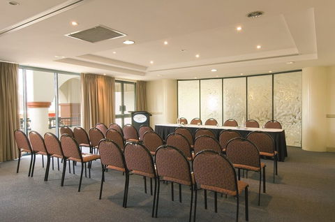 Oaks Calypso Plaza Resort - Accommodation Mount Tamborine 4