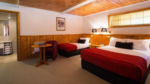 Tall Timbers - Accommodation Mount Tamborine 1