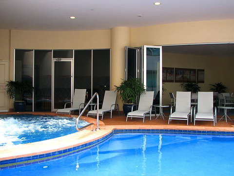 MacArthur Chambers - Accommodation Mount Tamborine 2