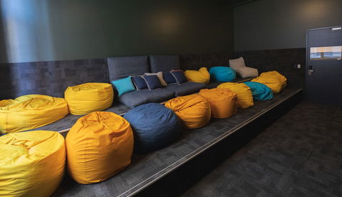 United Backpackers - Accommodation Mount Tamborine 1