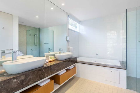 RACV Noosa Resort - Accommodation Mount Tamborine 2