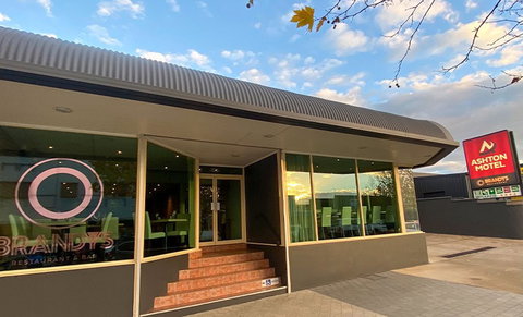 Ashton Townhouse Motel & Suites Tumut - Accommodation Mount Tamborine 0