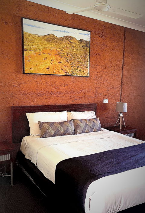 Gidgee Inn - Accommodation Mount Tamborine 1