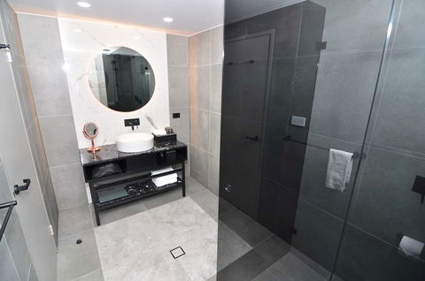 Deco Hotel - Accommodation Mount Tamborine 2