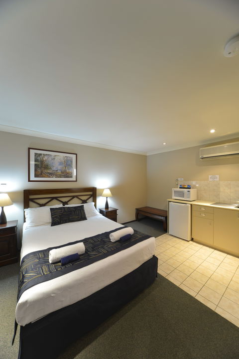 Wattle Grove Motel - Accommodation Mount Tamborine 2