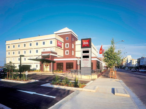 Ibis Newcastle - Accommodation Mount Tamborine 0