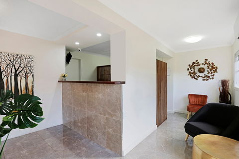 Tudor Motor Inn - Accommodation Mount Tamborine 2