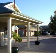 Country Gardens Motor Inn - Accommodation Mount Tamborine