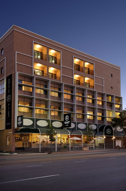 Adelaide Riviera Hotel - Accommodation Mount Tamborine 0