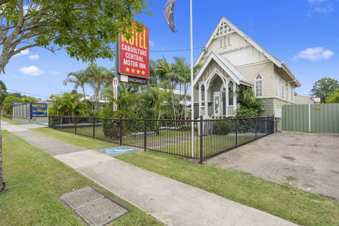 Caboolture Central Motor Inn, SureStay Collection - Accommodation Mount Tamborine 0