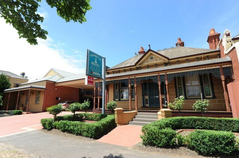 Alexandra Place - Accommodation Mount Tamborine 0