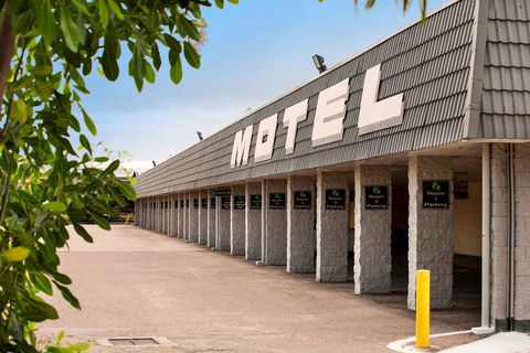 Dalrymple Motel - Accommodation Mount Tamborine 0