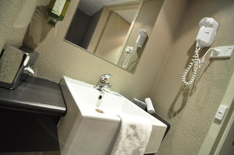 Pavilion On Northbourne - Accommodation Mount Tamborine 21