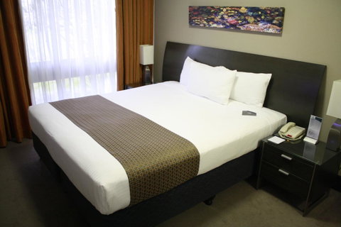 Pavilion On Northbourne - Accommodation Mount Tamborine 7