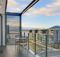 Accommodate Canberra - Dockside - Accommodation Mount Tamborine