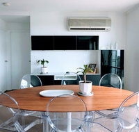 Staying Places - The Avenue - Accommodation Mount Tamborine