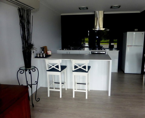 Lure Bed And Breakfast - Accommodation Mount Tamborine 4