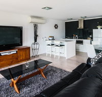 Lure Bed and Breakfast - Accommodation Mount Tamborine